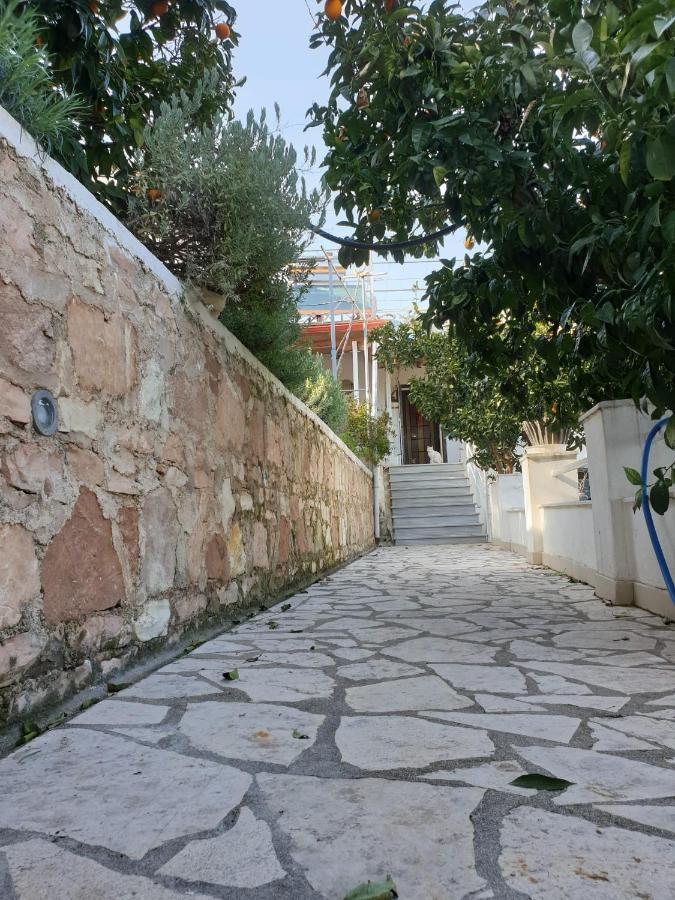Rosemary House Casa de hóspedes Sarandë Exterior foto